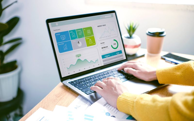 businesspeople-working-finance-accounting-analyze-financi_11zon businesspeople-working-finance-accounting-analyze-financi_11zon